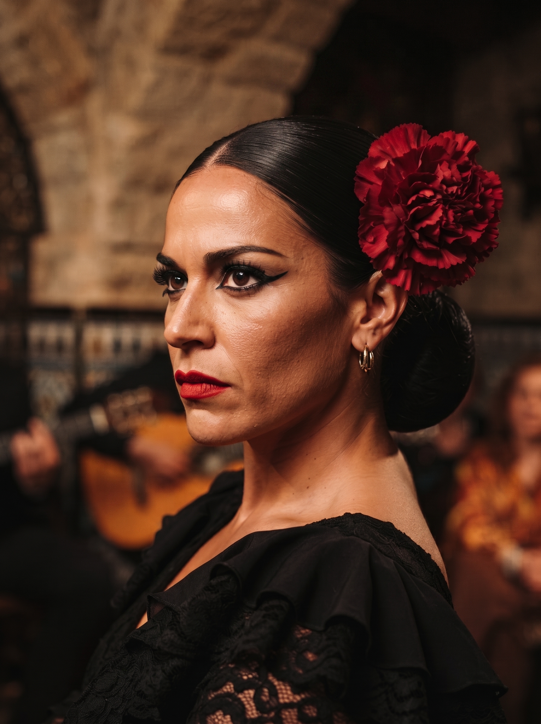 acconciatura-flamenco-chignon-peineta-fiore