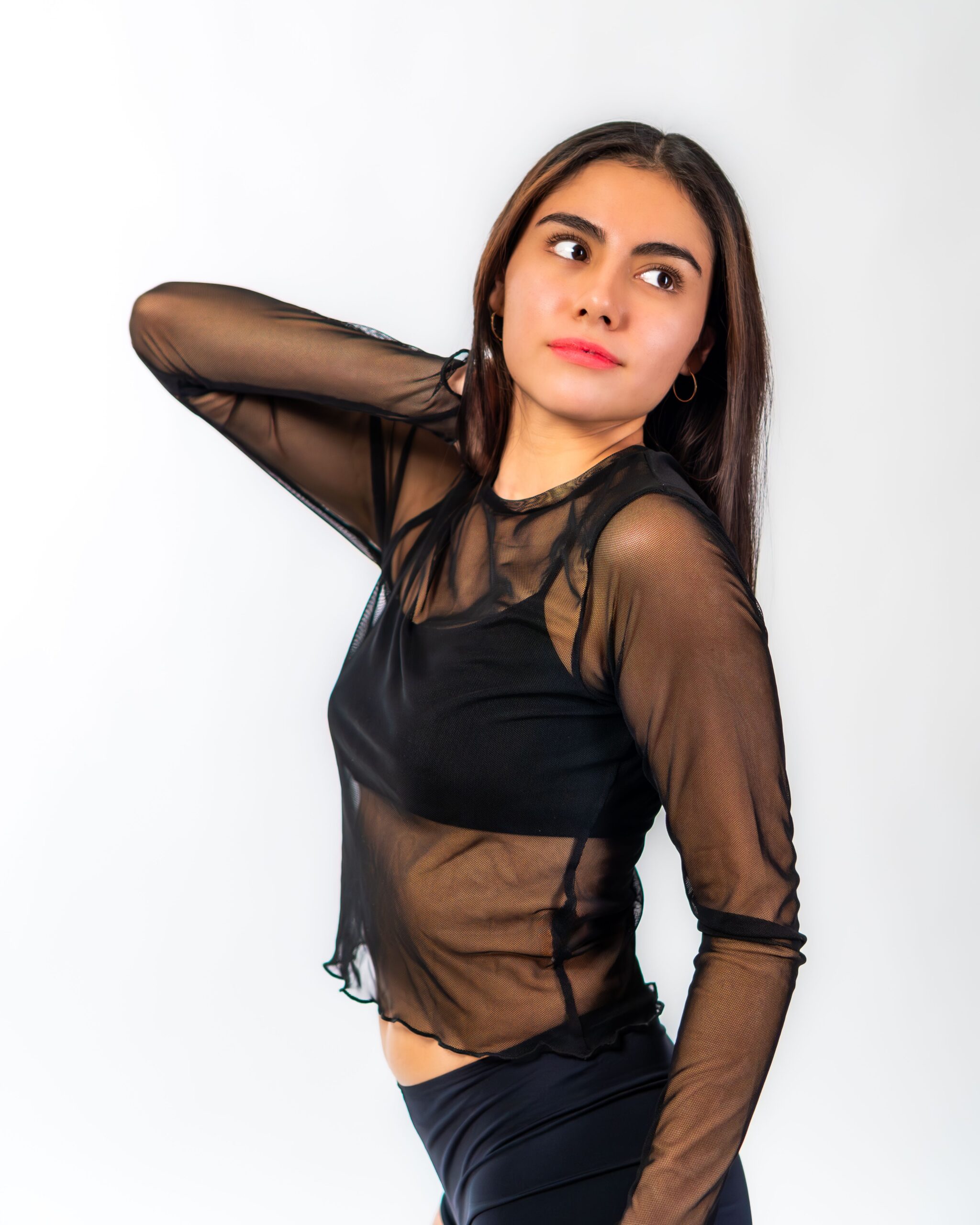 Come abbinare una Maglia Trasparente: Guida Completa Donna 2